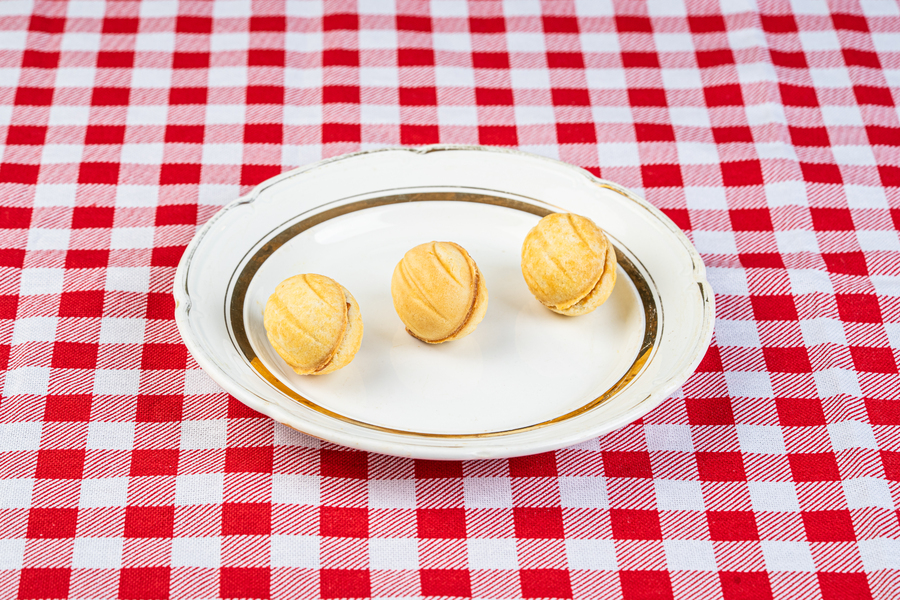 Орешки со сгущёнкой